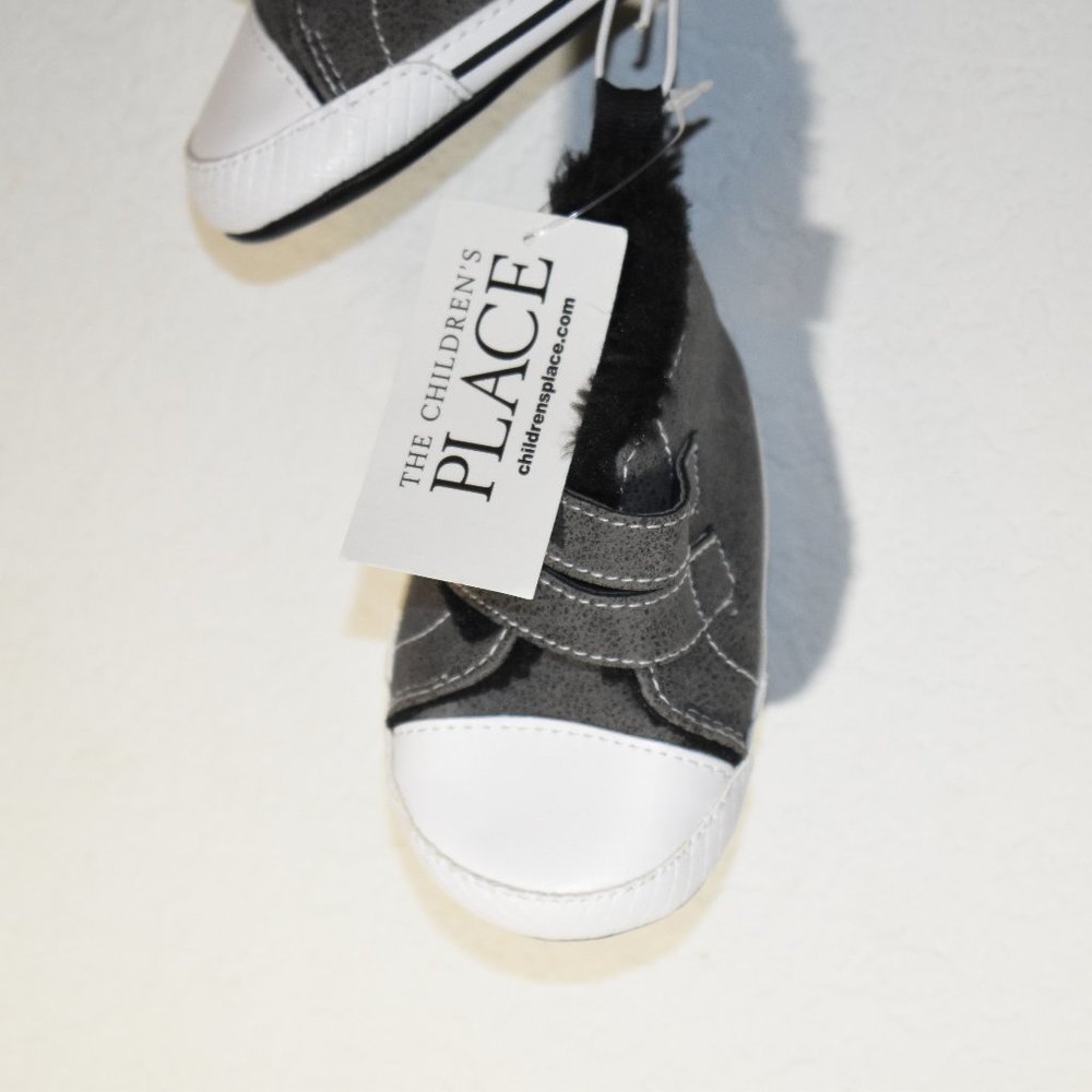 NWT | Velcro Sneakers | 3-6 - Picture 2 of 5